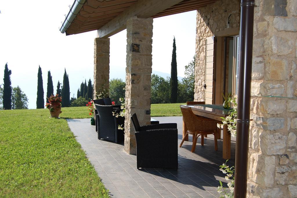 Agriturismo Casa Del Castagneto Gargnano Rum bild
